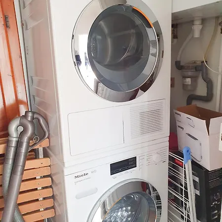 Exigehome-appartement De Standing Au Coeur De * Versailles